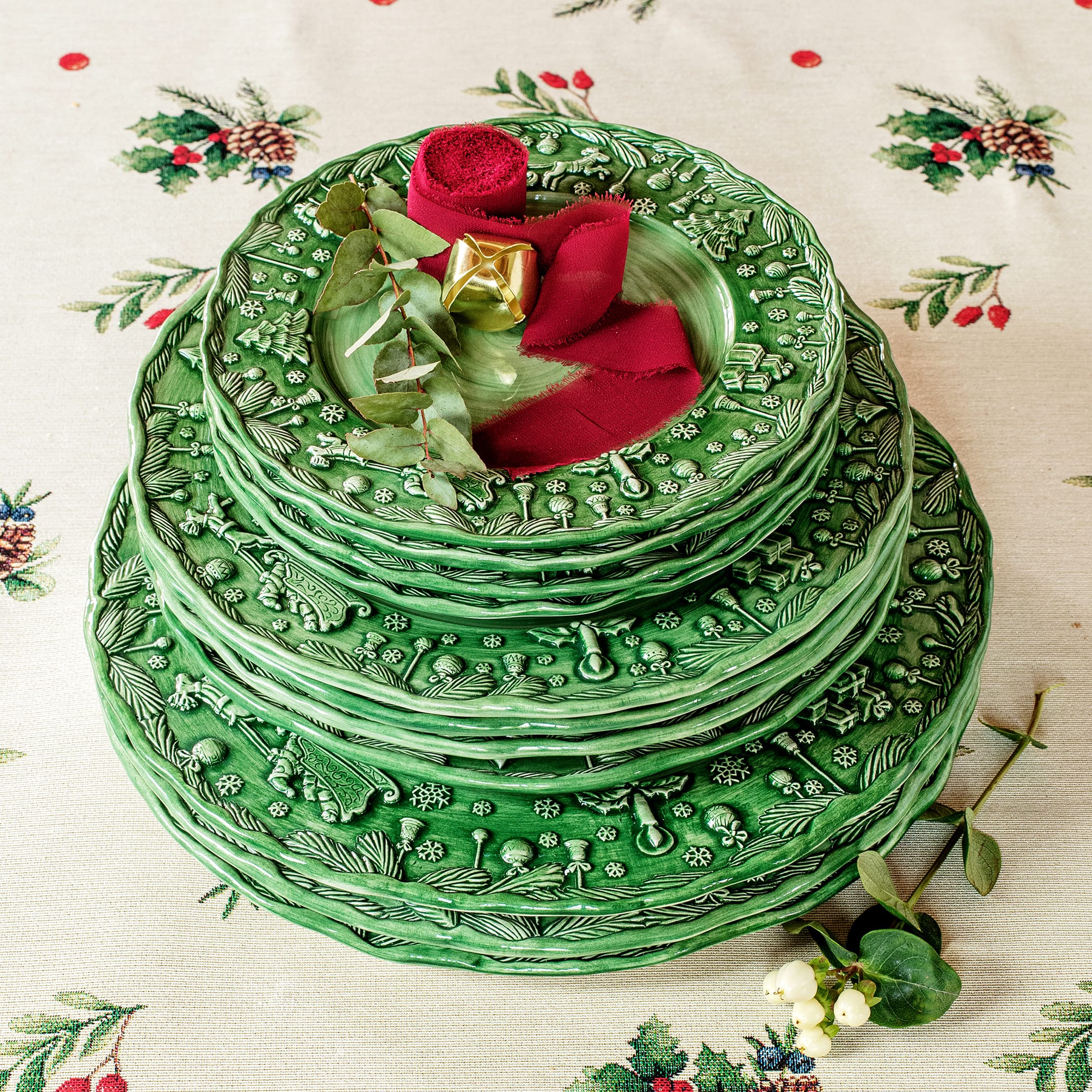 Fiabe di Natale Green Dinner Plate